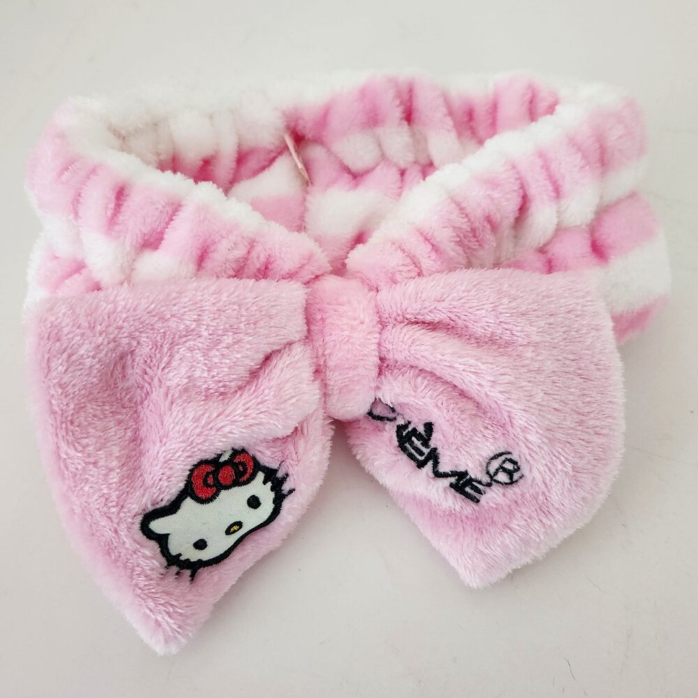 Hello Kitty Plush Spa Headband with Signature Bow The Creme Shop Ulta Beauty